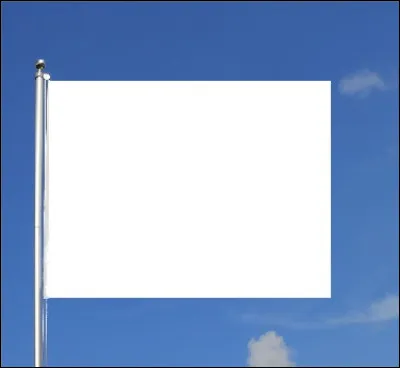 Quel drapeau dresse le capitaine de ce bateau  ?