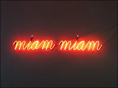 Le temps est pass&eacute; vite, et il est d&eacute;j&agrave; 19 h30, et tu dois pr&eacute;parer &agrave; manger :