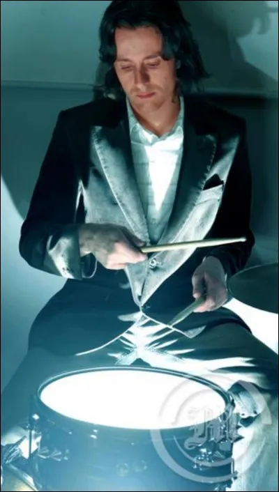 Complétez : 
"Þriðja höfum undir..."