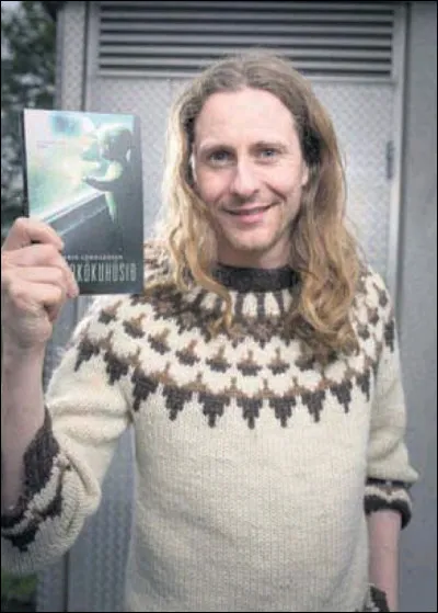 Complétez : 
"Blæðandi, við bindum,..."