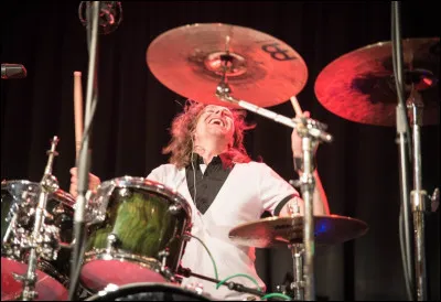 Complétez : 
"Þetta er borgun fyrir minn..."