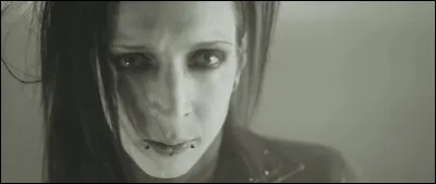 Dans quel clip voit-on Gared Dirge comme ceci ?