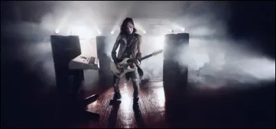 Dans quel clip voit-on Gared Dirge comme ceci ?