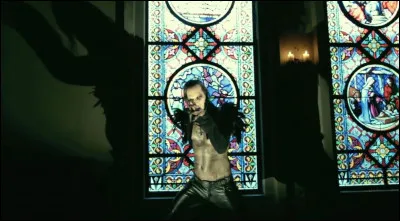 Dans quel clip voit-on Chris Harms comme ceci ?