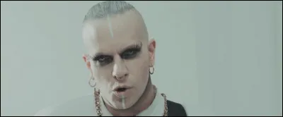 Dans quel clip voit-on Chris Harms comme ceci ?