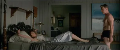 Un film de Mike Flanagan avec Carla Gugino, Carel Struycken et Bruce Greenwood dans lequel le mari d'une femme meurt lors d'un jeu sexuel. Quel est ce film ?