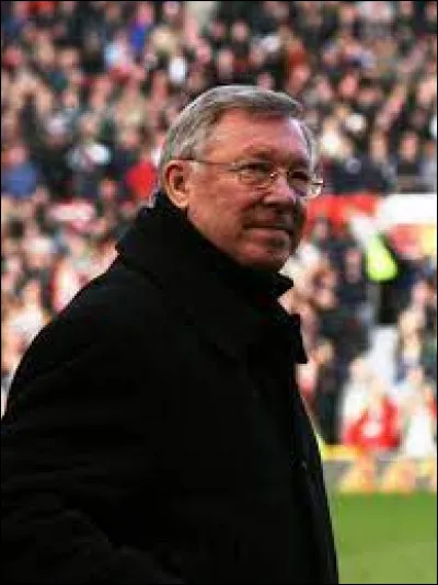 Alex Ferguson est le coach qui est resté le plus longtemps sur le banc mancunien. Mais pendant combien de temps a-t-il entraîné le club ?