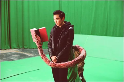 Et comment s'appelle l'acteur ?