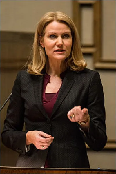 En 2011, quelle personnalité politique danoise est devenue la première femme Première ministre du Danemark ?