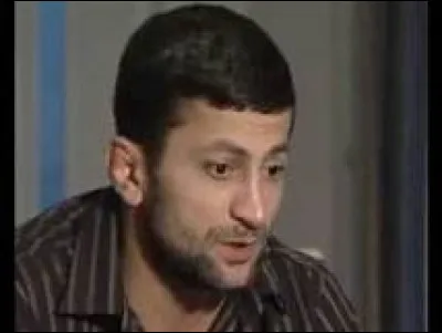 Dans quel sport son cousin est-il champion olympique ?.