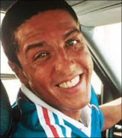 Dans quelle ville de France, Daniel est-il chauffeur de taxi ?