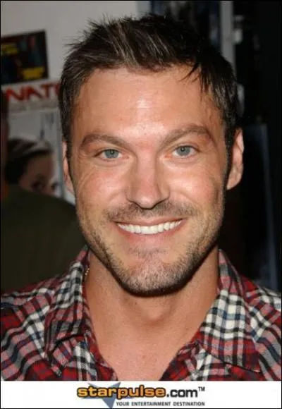 Dans quelle srie a t'il jou, et qui tait-il ?