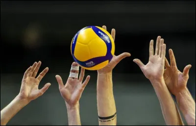 Quelle est la longueur d'un terrain de volley-ball ?