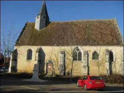Nous arrivons maintenant devant l'église Saint-Avit, à Autheuil. Ancienne commune Eurélienne, elle se situe en région ...