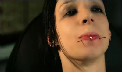 Dans quel clip voit-on Gared Dirge comme ceci ?