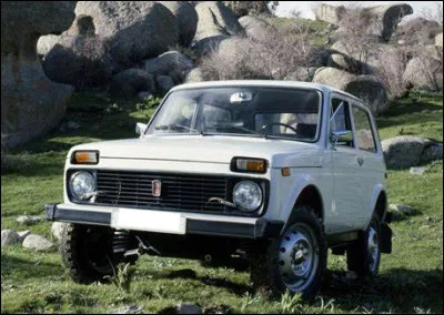 Cette auto est une Skoda Niva.