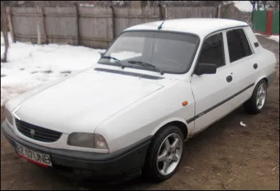 Cette auto est une Dacia 1410.
