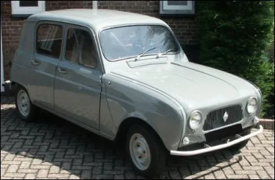Cette auto est une Renault R3.