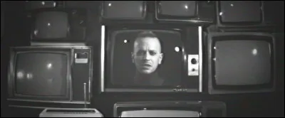 Dans quel clip voit-on Chris Harms comme ceci ?