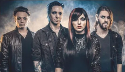 Quelle chanson de Scarlet Dorn a été reprise par Lord of the Lost ?