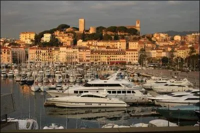 Qu'est ce qu'une marina ?