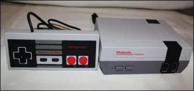 En quelle année est sortie la NES Mini ?