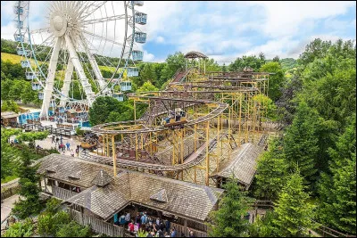 Est-ce au parc d'attractions Europa-Park ou au parc d'attractions Nigloland ?