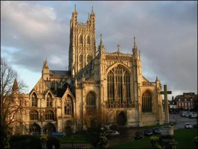 Il s'agit de la cathédrale de Malines, en Belgique