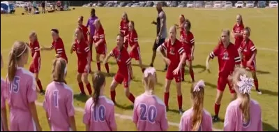 Quelle danse chant&eacute;e est pr&eacute;sente dans cette sc&egrave;ne du film "Fast & Furious 8" ?