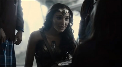 Dans le film "Zack Snyder's Justice League", à qui Wonder Woman s'adresse-t-elle dans cette scène ?
