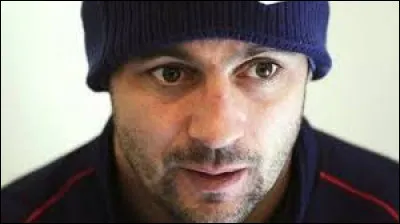 Quel sport a pratiqué le natif de La Rochelle Jean-Baptiste Élissalde ?