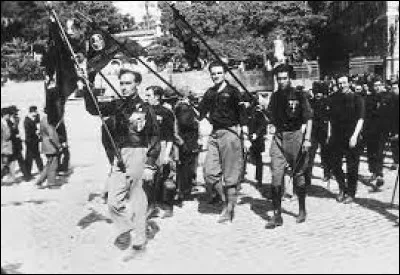 Quand le fascisme naît-il en Italie ?