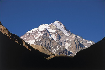 Cordillère : l'Aconcagua est le plus haut sommet de la Cordillère des Andes, à quel pays appartient-il ?