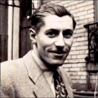 Quel h&eacute;ros de bandes dessin&eacute;es cr&eacute;&eacute; par Rob-Vel affronte &agrave; plusieurs reprises le savant irresponsable Zorglub ?