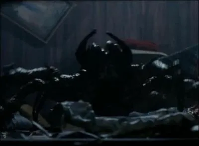 La tique gante sort :