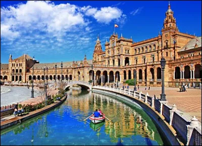 Dans quel pays Séville se trouve-t-elle ?