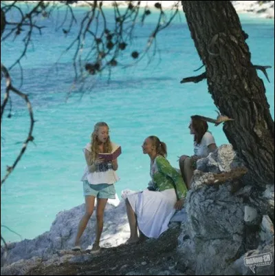 "I've been cheated by you since I don't know when
So I made up my mind, it must come to an end" 
À qui appartiennent ces paroles ?