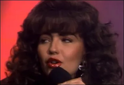 Quoi de mieux qu'une vraie chanteuse comme professeure de musique ? C'est...