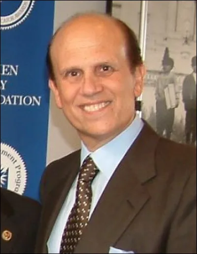 Économie > Prix décerné à Michael Milken, personnalité importante de Wall Street, qui est ...
