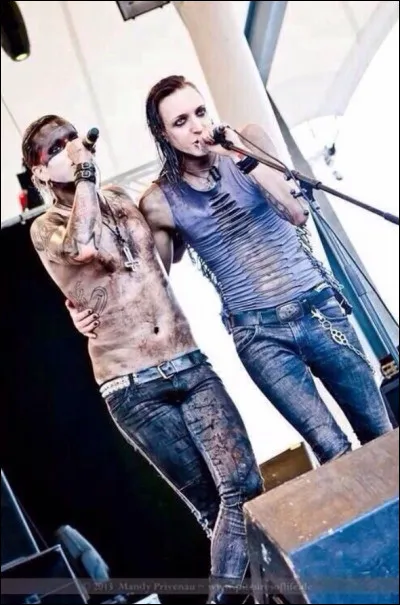 Complétez : 
"Schenk' ich Blut für Blut für..."