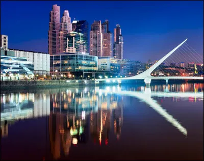 Buenos Aires, en Argentine, est la ville la plus peuplée dAmérique du Sud.