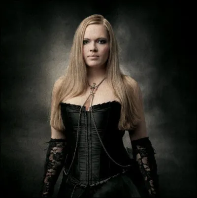 Qui fut le premier batteur du groupe ?