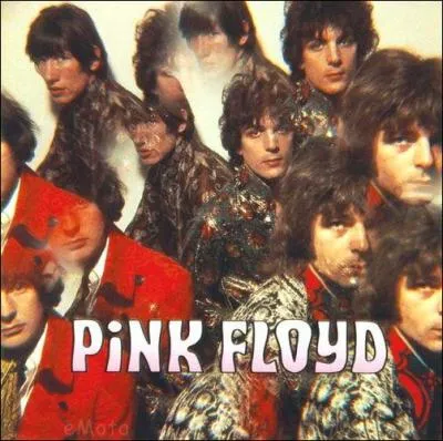 'The Piper at the Gates of Dawn', premier album de Pink Floyd, est le titre d'un chapitre d'un livre de la littrature enfantine anglaise, il s'agit de...
