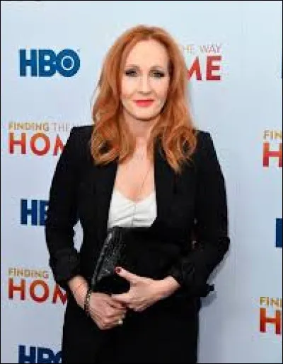 Quelle série de livres lui a permis dêtre mondialement connue ?