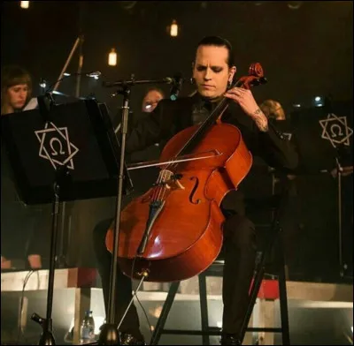 Complétez : 
"Und immer weiter..."