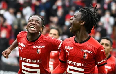 Restons dans le cinéma. Quel est ce réalisateur français, né le 3 juin 1922 à Vannes, à qui l'on doit notamment les films "Hiroshima mon amour" et "Nuit et Brouillard" ?