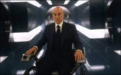 Dans les '"X-Men", le professeur Charles Xavier, est-il un puissant mutant télépathe qui peut lire dans les pensées et les contrôler ?