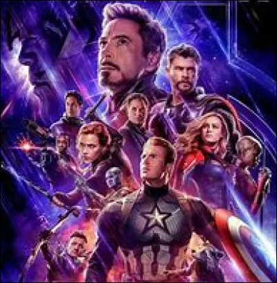 Quel personnage, qui est mort dans Avengers 3, est revenu à la vie au 4 ?