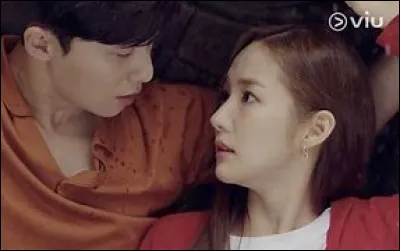 Attention, bien lire la question !
Quelle était la réponse donnée par Lee Yeon Joon à la Secrétaire Kim lorsqu'elle lui demande pourquoi il l'a engagée ?