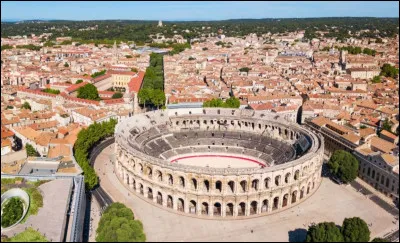 Quel est le nom romain de Nîmes ?